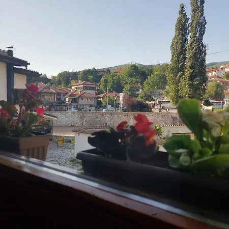 Seher Kuca 게스트하우스 *